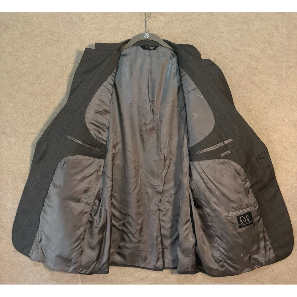 Jos A Bank Wool Suit Men 50R (52